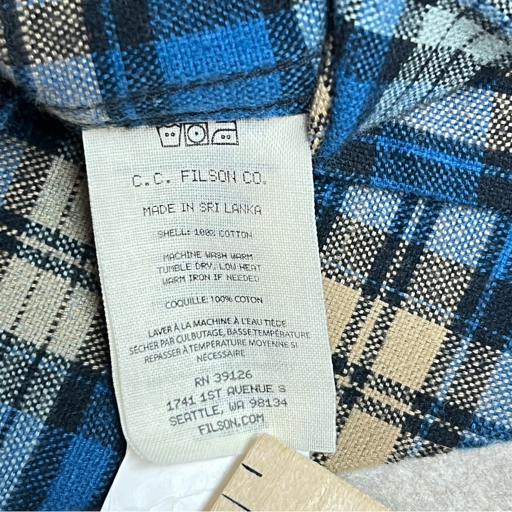 Filson Elk Heights Camp Flannel Button Down Shirt Sz S EUC Camping Hiking Trail - Picture 3 of 7
